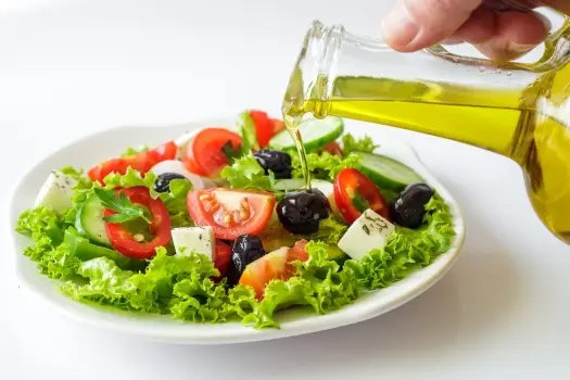 olivovy olej salat