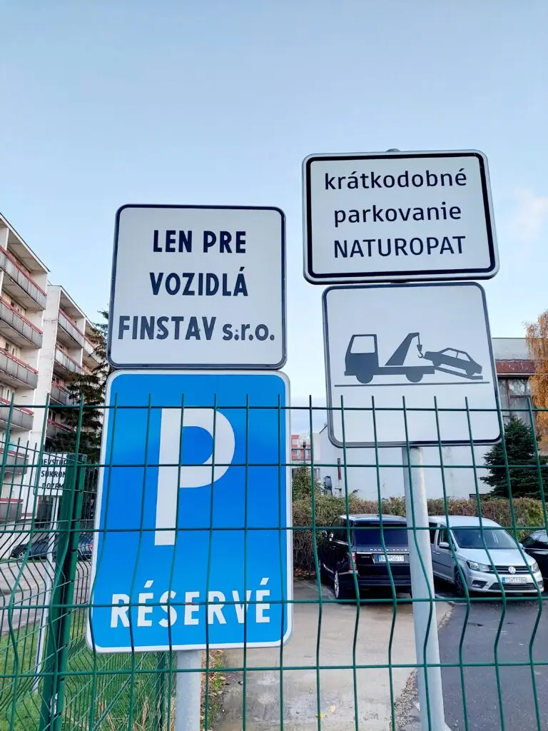 Kontakty 2 Naturopat parkov tabula